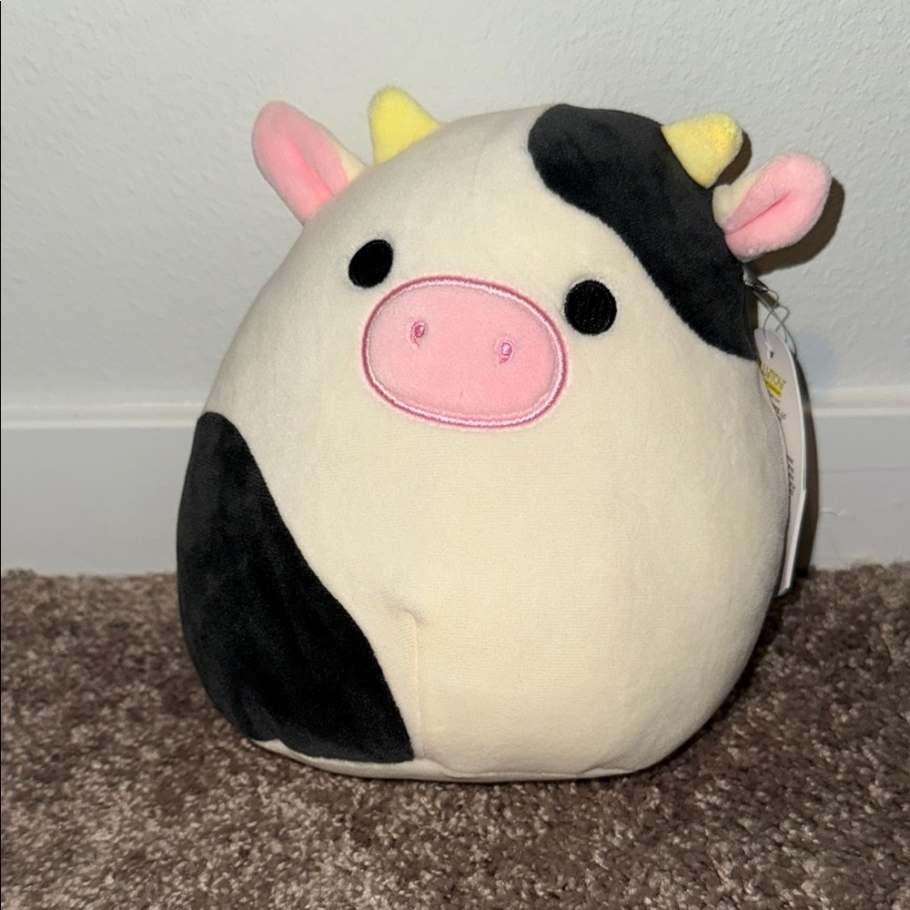 NWT 8in Connor Cow Squishmallow